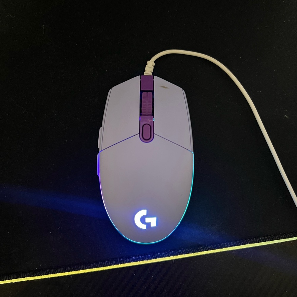 Logitech G203 wired led mouse
